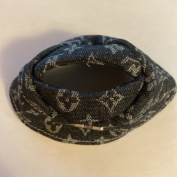 Labubu Luxury Black Silver Overalls and Bucket Hat Labubu Outfit Labubu Clothing - Picture 5 of 6